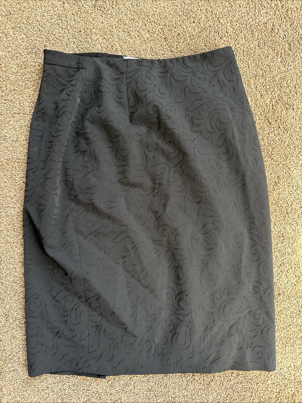 Garfield &Marks Women’s Size 8 Classic Black Pencil Skirt Embroidered Design EUC